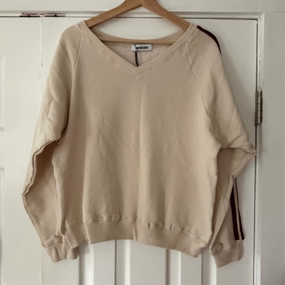 Daydreamer Cream V-Neck Sweatshirt With‎ Striped Sleeves Size Small NWT